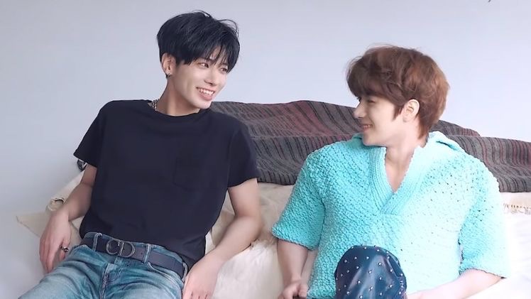 ㅤㅤㅤ𓍯 𝘪 𝘸𝘢𝘯𝘯𝘢 𝘣𝘦 𝙙𝙚𝙛𝙞𝙣𝙚𝙙 𝘣𝘺
ㅤㅤㅤ     𝘵𝘩𝘦 𝘵𝘩𝘪𝘯𝘨𝘴 𝘵𝘩𝘢𝘵 𝘪 𝙡𝙤𝙫𝙚 ♥︎