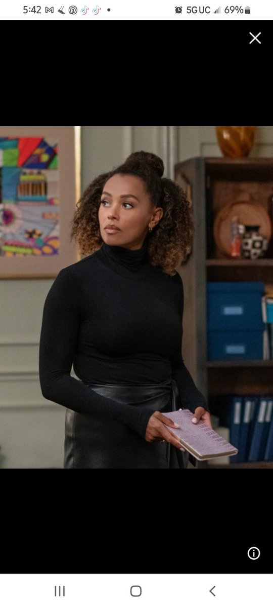 SheMattersGIRLS's tweet photo. @DrFrankRoberts This is an interesting thread....I'm loving it, but as I scroll through the comments I did not see Melanie Liburd who is a British actress and portrays Caridad Milgram on the Starz original crime drama Power Book II: Ghost. https://t.co/fMgfA7ejfC