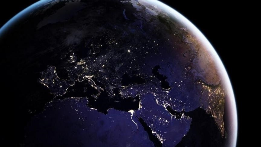 CESListenbourg's tweet photo. 💡Le saviez vous ?💡
Cette photo a été prise par l'un de nos deux satellites optique Listiade quelque temps après son lancement en décembre 2011. Sauriez vous trouver notre beau pays ?
#Listenbourg #espace https://t.co/dZRTu05qqq