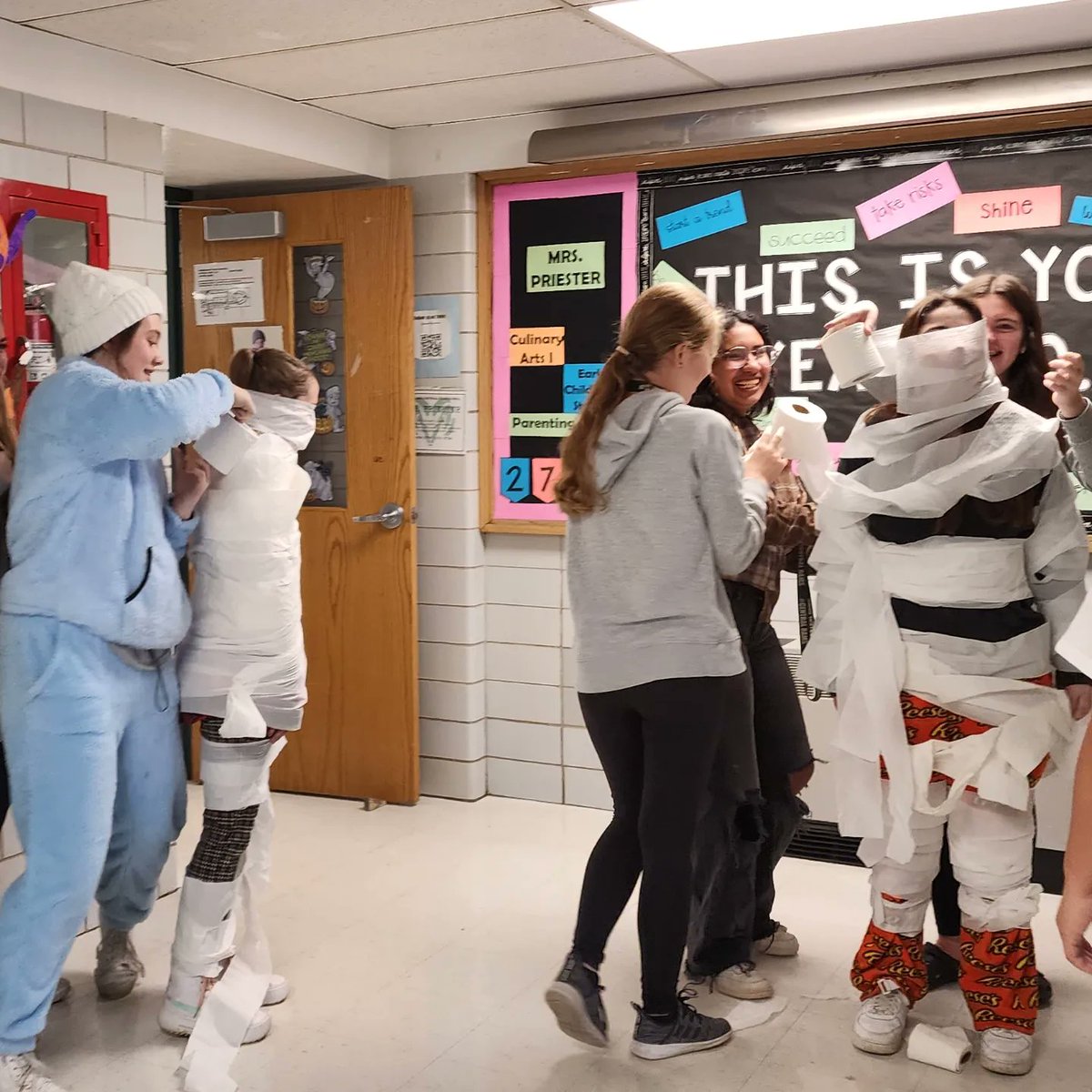 Melissa Priester tweet media