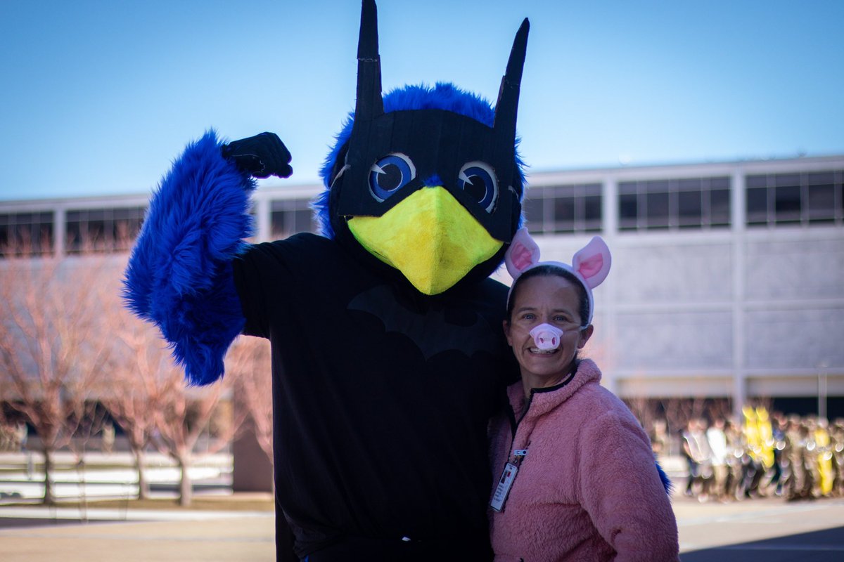 AF_TheBird's tweet photo. Happy Halloween 👻 https://t.co/oI6LdBAyFH