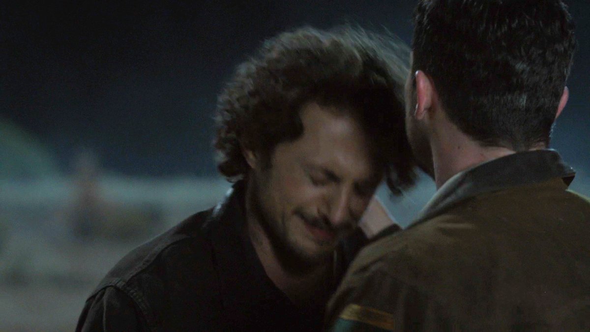 morgana07DW's tweet photo. This hurt. Michael Guerin breaks like this and I break. Seeing him go into Max's shoulder like this, accepting the support his brother offered and just letting the emotions he'd spent so long burying out shows how far both of these characters have come.
#RoswellNM #SaveRoswellNM https://t.co/jb8flQcBvF