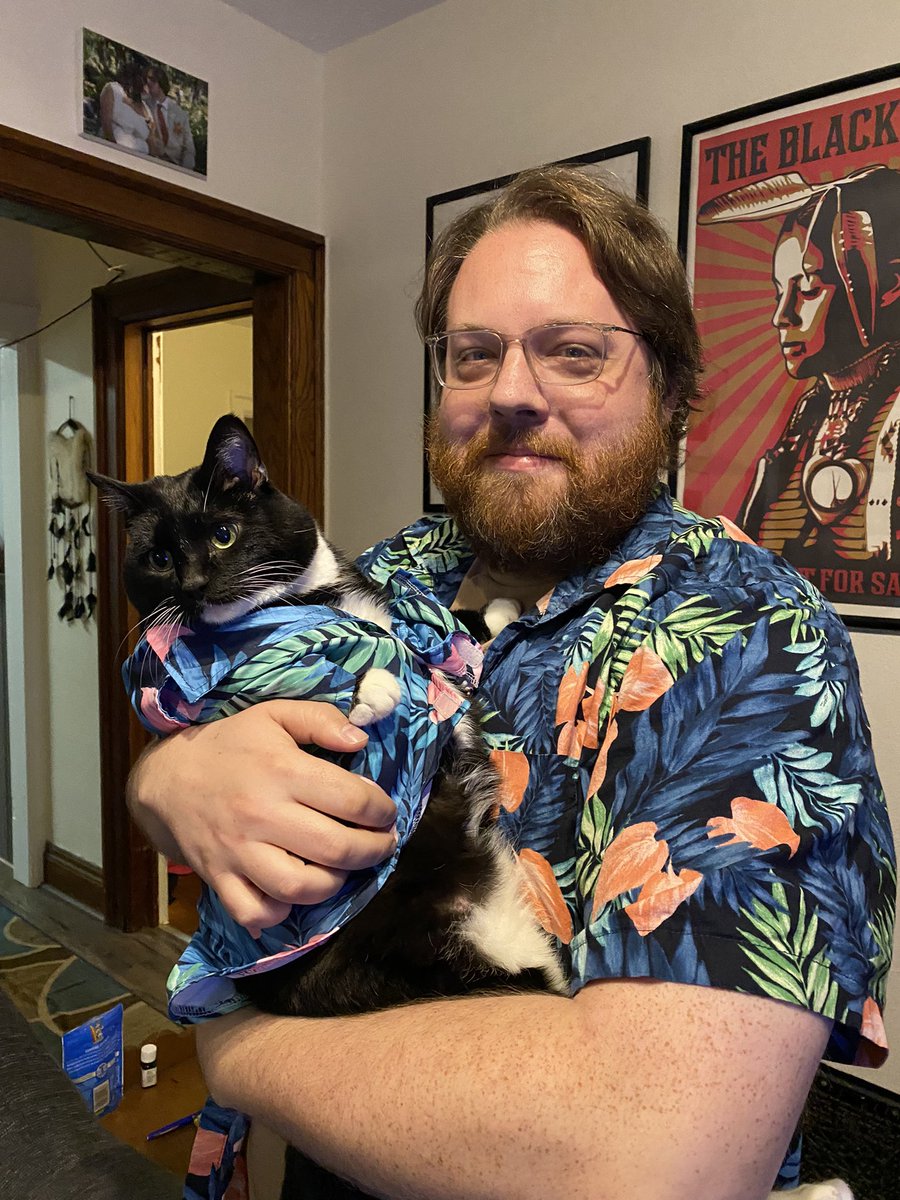 For Halloween, we made our fur daughter wear a shirt so that she was her dad 😂 @markjamesdos <a href="/news4buffalo/">News 4 Buffalo</a>