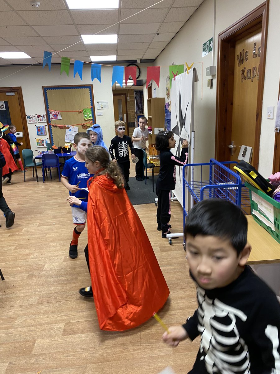 MissThomsonVPS's tweet photo. Pupils had to look for clues to solve a secret message as part of a Halloween Hunt! #VPSfun https://t.co/6mSQkptVPx