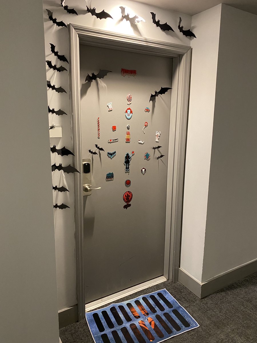 ParamountFL's tweet photo. Thank you to everyone who participated in The Paramount Door Decorating Contest! Happy Halloween!

#WeLoveOurResidents #LoveWhereYouLive #HappyHalloween #Community #Orlando #LiveParamount #ParamountOnLakeEola #Halloween2022 #DoorDecorating https://t.co/PYu3CZ8flg