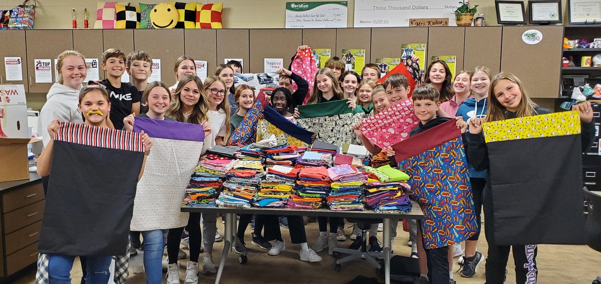 KKuhse's tweet photo. 600 pillowcases ready for the Holiday Shoppe thanks to collaboration with local churches, adults, parents, DKG sisters, community members, FCS students and FCCLA members! https://t.co/v4QKOyuq7i