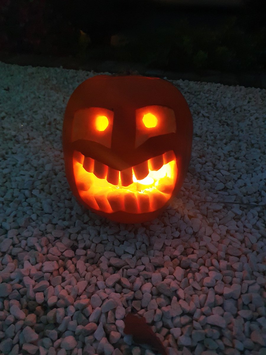jaykeo7's tweet photo. Halloween at the Keogh House 😱 https://t.co/QtvBcHyhwB