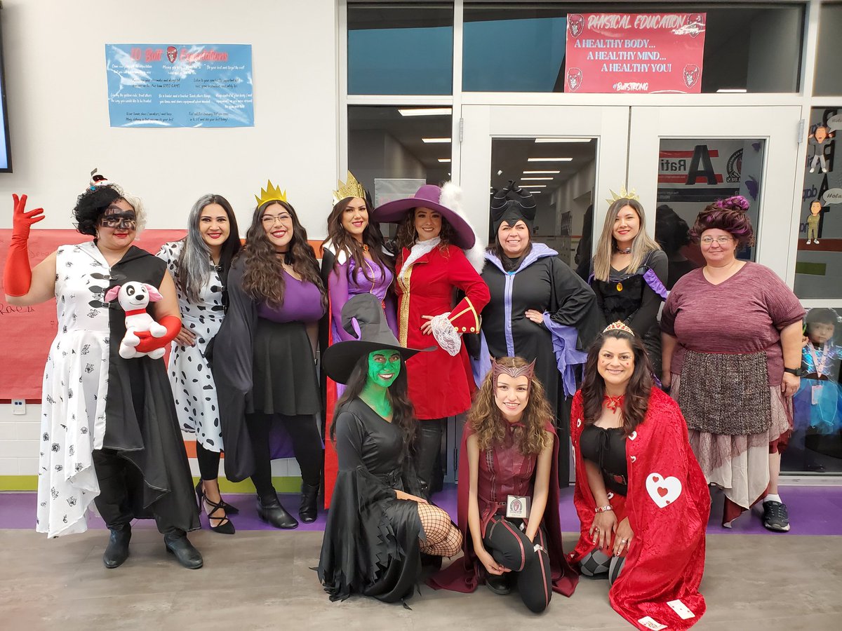 Happy Halloween from our Pre-K Team! #TeamSISD #BuffaloPride #PreKSquad <a href="/Disney/">Disney</a> Villians