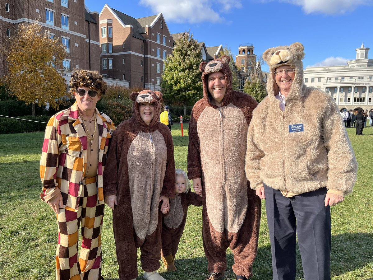 DeanJimMcIntyre's tweet photo. Happy Halloween from Belmont University!! 🎃🎃 We take our academics seriously, but ourselves… not so much! 🤣  Yes, our faculty, our President (and his wife &amp; granddaughter) and our Provost all got into the Halloween spirit! 
#LetHopeAbound 
#TeachBrilliantly
#Bruins https://t.co/qtf943Vlho