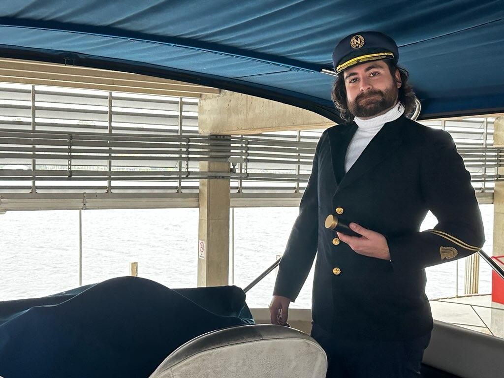 CullenCraft's tweet photo. Don't worry, tonight's All Hallows' Eve cruise is in good hands https://t.co/0xcWReXGFq