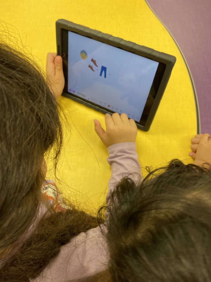 Fields_Library's tweet image. We read The Little Old Lady Who Was Not Afraid Of Anything and then used the stamps on Doodle Buddy to retell the story. @NISDFields @NISDLib @FabulouslyFirst