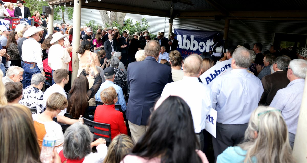 JacquettaInTx1's tweet photo. @BetoORourke Lets go Corpus Christi!! #VoteRedToSaveTexas https://t.co/DRkMNzNxhx
