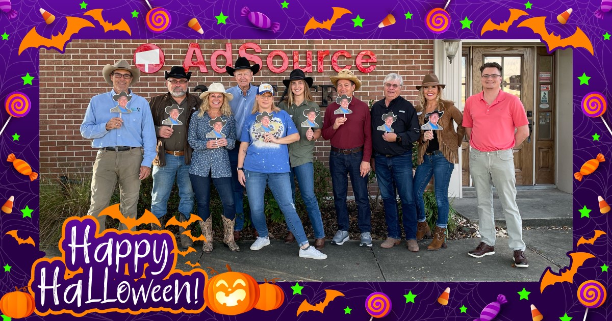 AdSourceOutdoor's tweet image. Adsource ROCKS! And to prove it, everyone dressed up as our salesman, Rock Hardy!

#AdsourceROCKS  #HappyHalloween