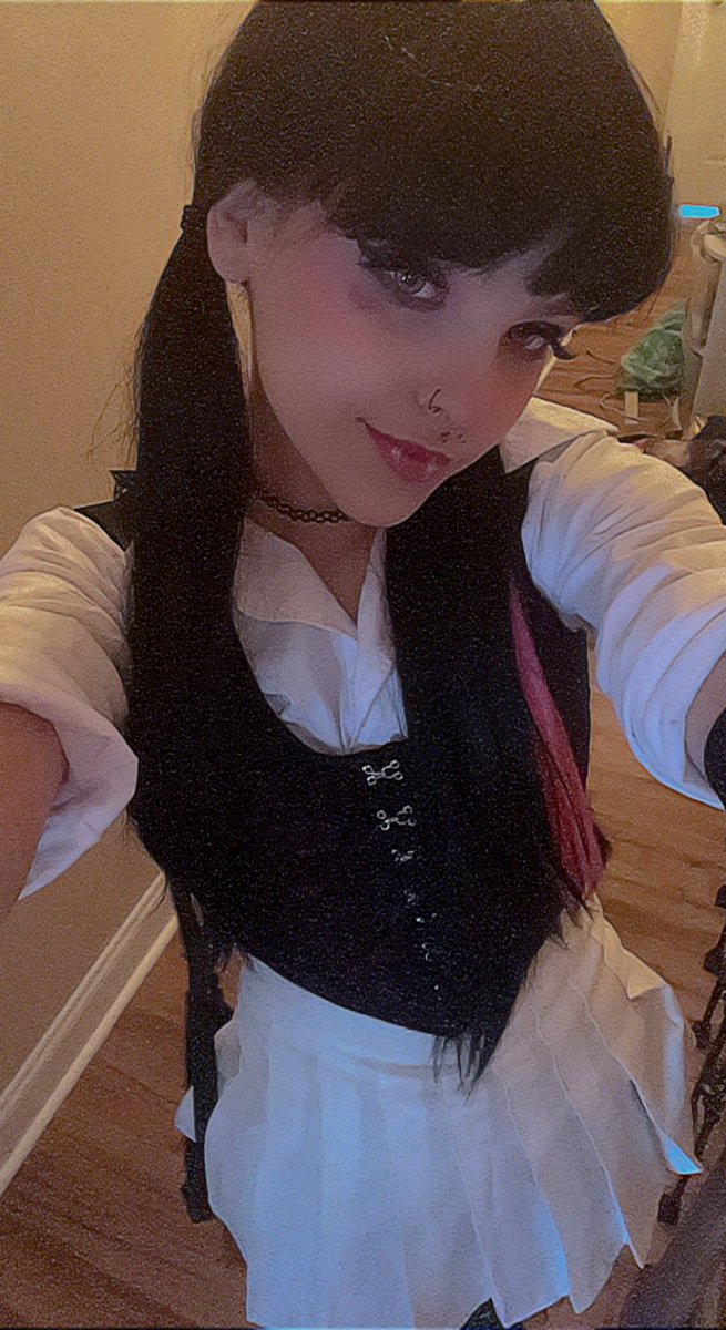 draculara for halloweeeeeeen 💕🧛🏻‍♀️