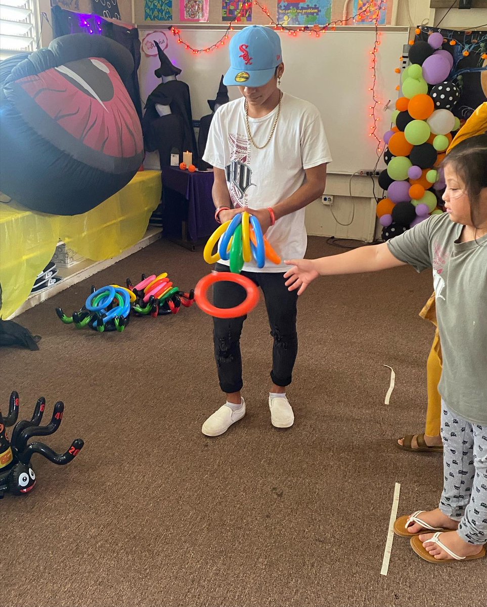JBritt671's tweet photo. Student leaders talk Halloween safety, Ms. Vannewkirk’s haunted classroom, and ALPSS class leads spooky-themed games! It’s Halloween at KHPES! #KHPES @sbeck368 @KKPCASBello @KKPCA1 https://t.co/Ri4ZlYUpHB