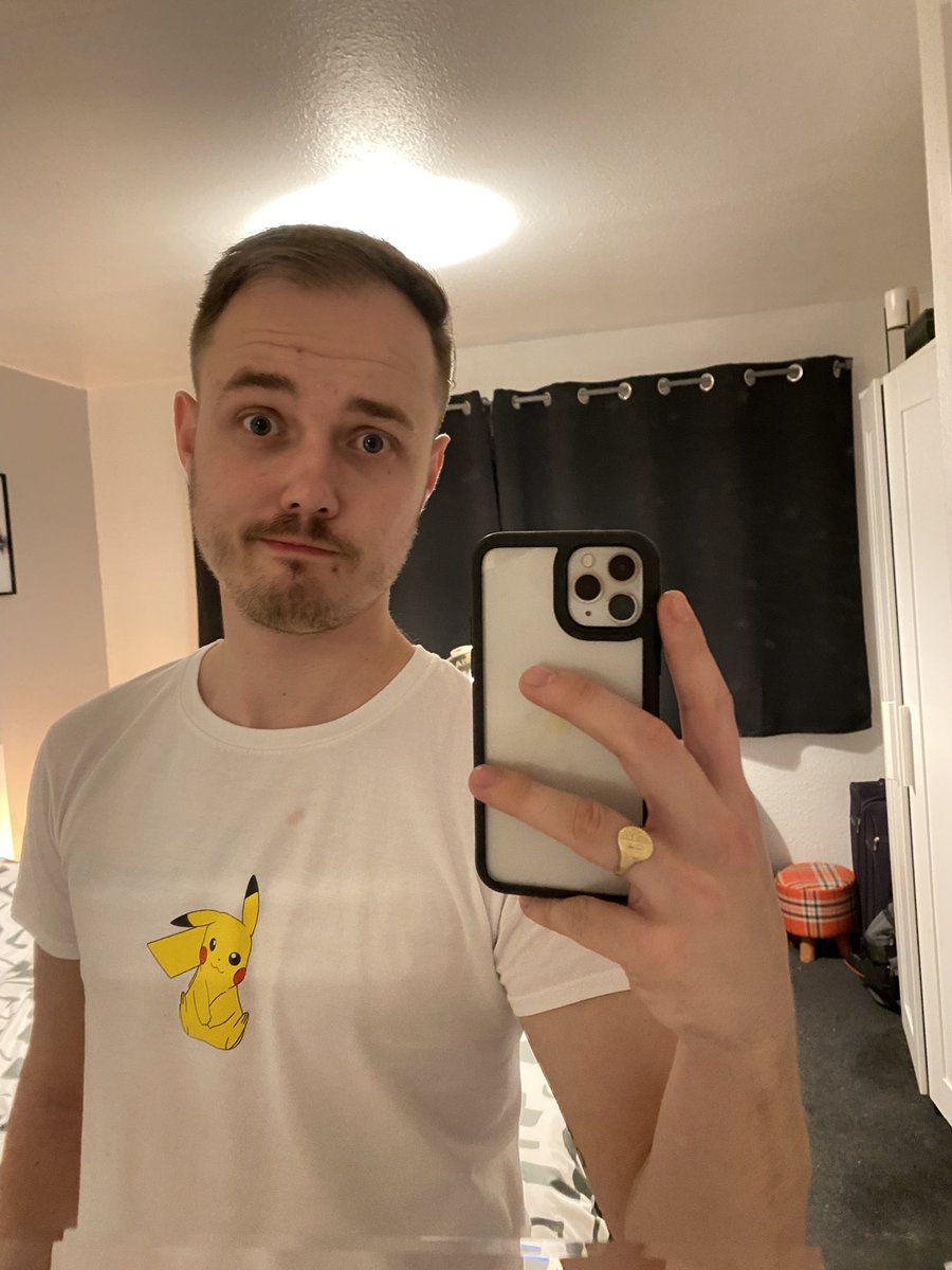 Rhys_Paco9's tweet image. Okay so here I go, about to clean shave my face for #Movemeber for the first time in 4 years 

Little excited as this will be my first ever fundraiser, and for a great cause. 

Please feel free if you can or so wish to donate using the link below. ☺️

movember.com/m/14838669?mc=1