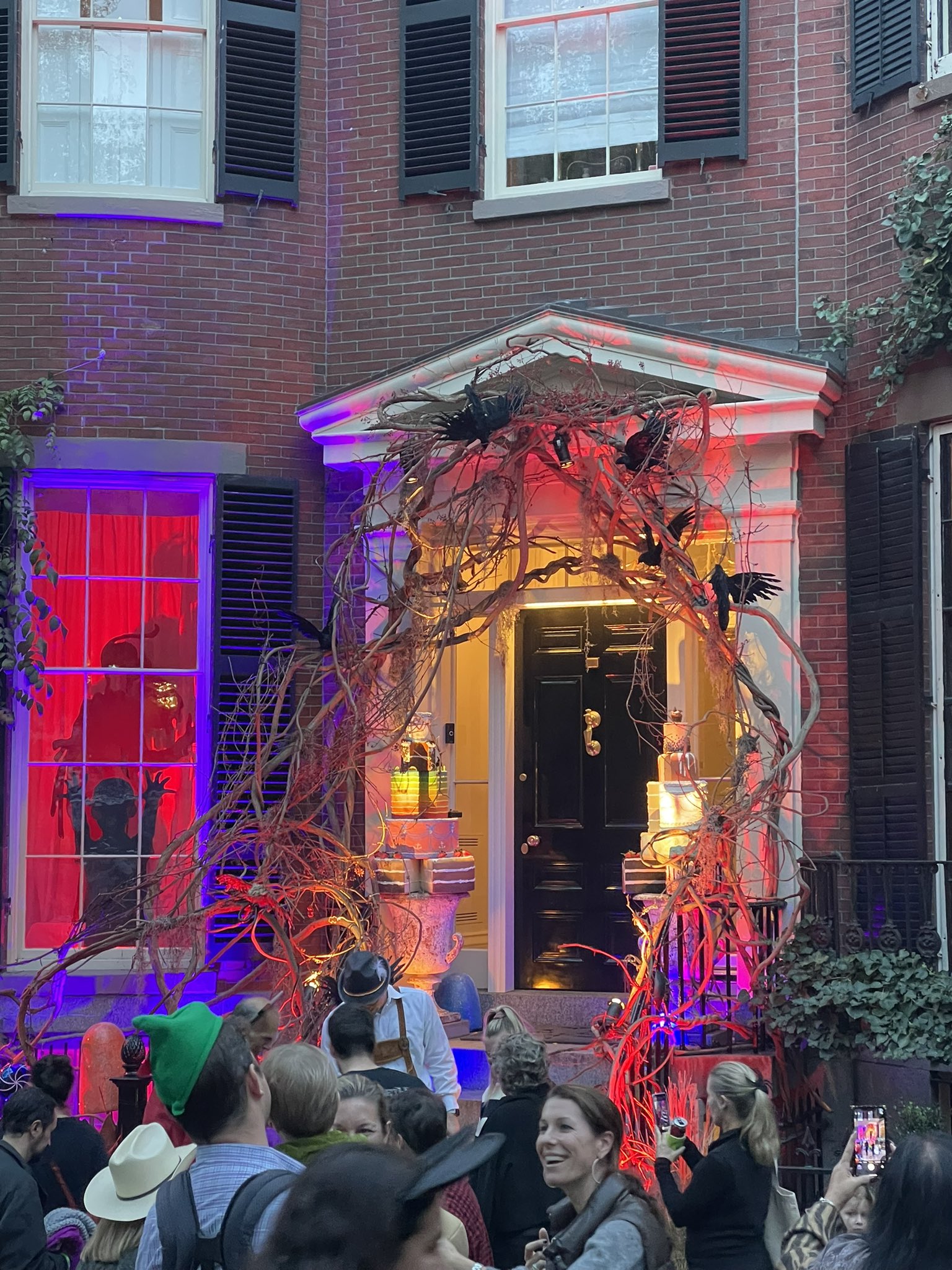 Rob Way on Twitter "Happy Halloween from Beacon Hill! 🎃 https//t.co