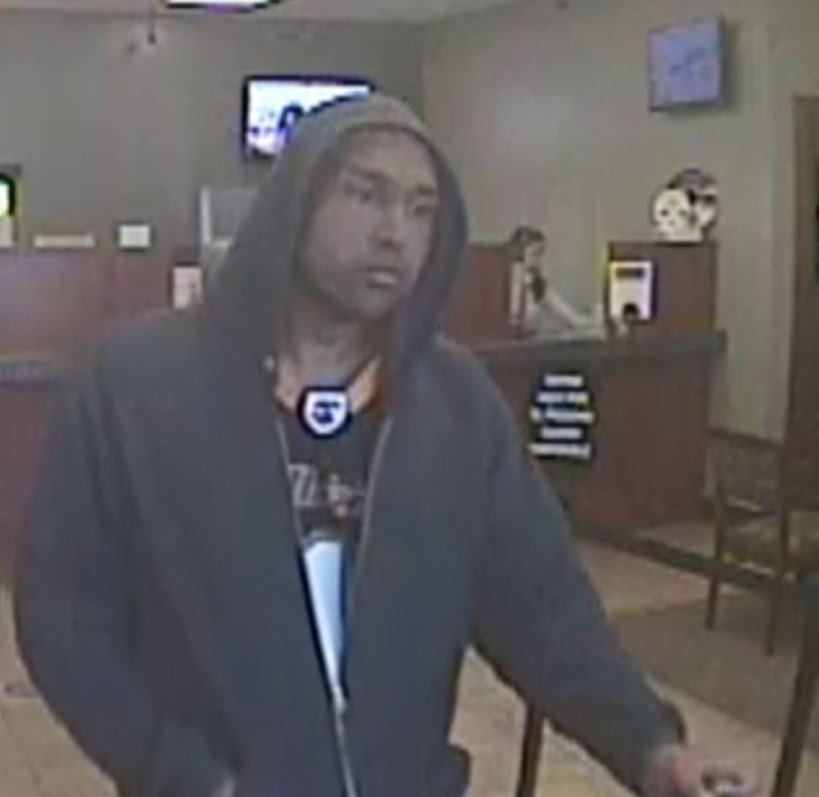 KUTV2News's tweet photo. DO YOU RECOGNIZE HIM? Salt Lake police have asked for the public's help identifying a suspect who they said robbed two banks within a four-minute period.

DETAILS: https://t.co/YwZ6NWFYWx https://t.co/T2cVMfK86c