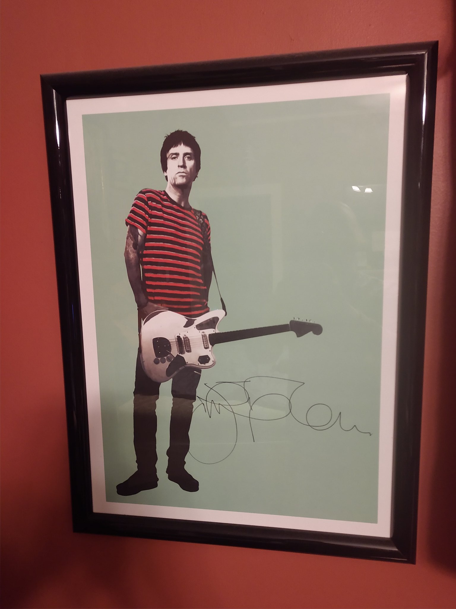 Happy birthday to Johnny Marr..I lost some of my hearing that night at the Loft, but it was totally worth it.. 