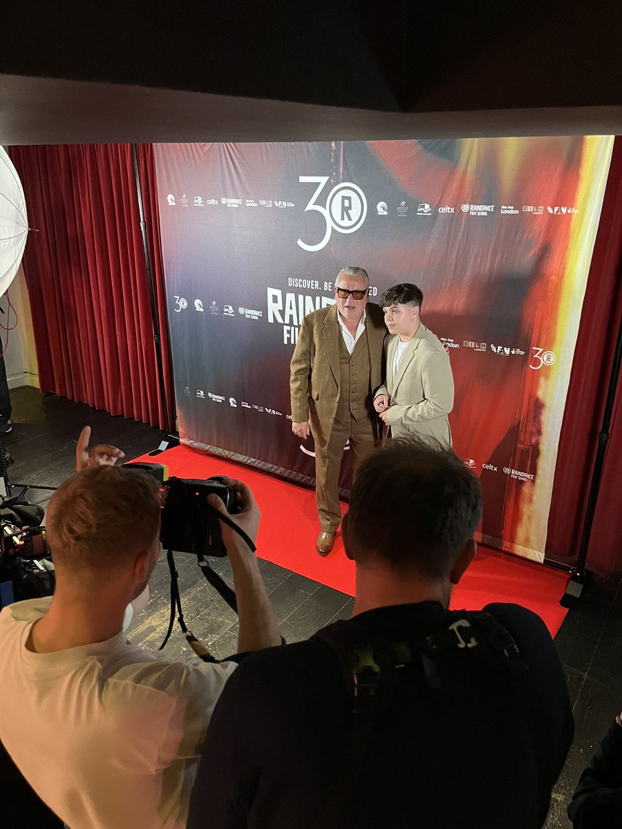 DeniseVancouver's tweet photo. @Raindance @elliot_grove fabulous premiere for the British gem - #ABitofLight #AnnaPaqin #RayWinstone A Bit Of Light, directed by #StephenMoyer and written by #RebeccaCallard #LucaHogan https://t.co/V1eRtLEKTD