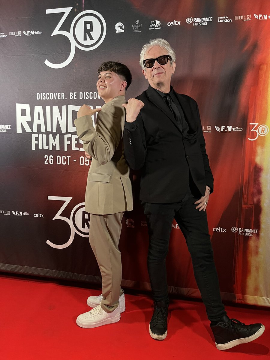 DeniseVancouver's tweet photo. @Raindance @elliot_grove fabulous premiere for the British gem - #ABitofLight #AnnaPaqin #RayWinstone A Bit Of Light, directed by #StephenMoyer and written by #RebeccaCallard #LucaHogan https://t.co/V1eRtLEKTD