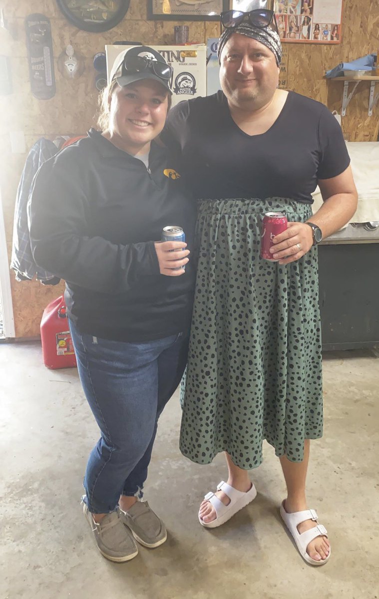 Benjaminandera's tweet image. Happy Halloween from the Anderas!! 🎃🕷🕸🪦💀🍭🍫🍬