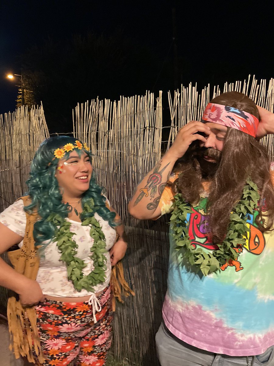 dedeidra22's tweet photo. It’s the vibeee for meee 🍄🌝✨

Haaippie Halloween 🎃 https://t.co/ALGTctIGnq