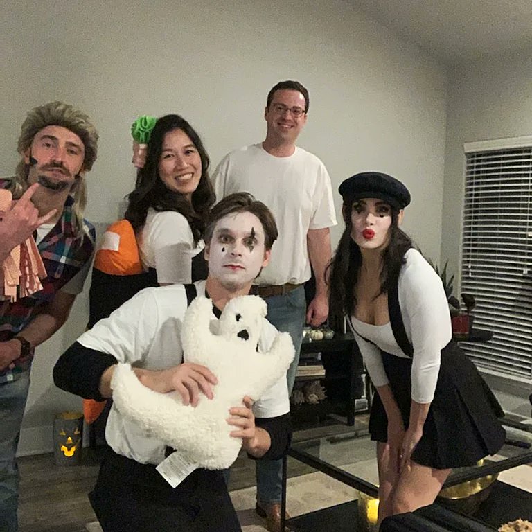 UTSW_NeuroRes's tweet image. Happy Halloween from UTSW Neurology! We hope everyone has a spooktacular day 🎃👻🧠 #NeuroTwitter