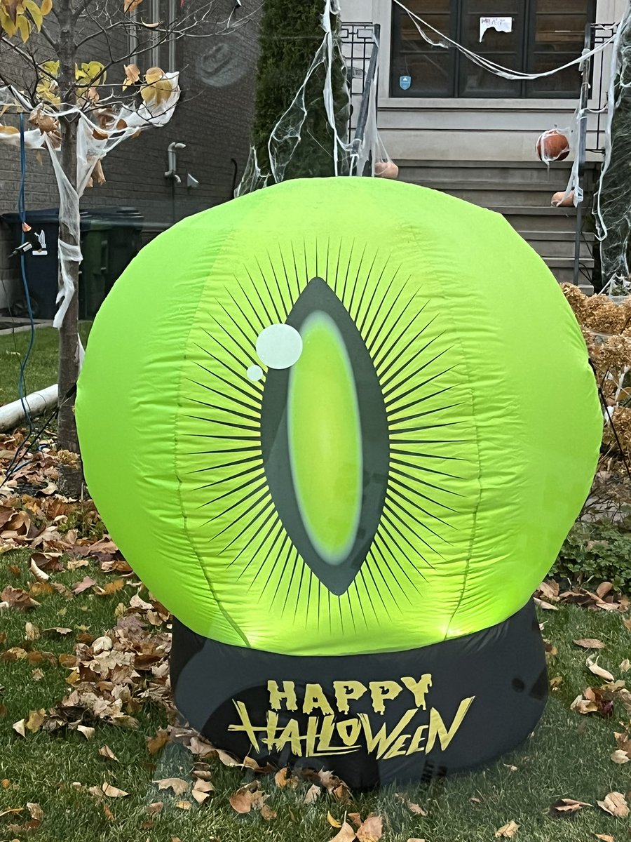 Happy Halloween to #obgyntwitter what does this look like to you?!? 🤣