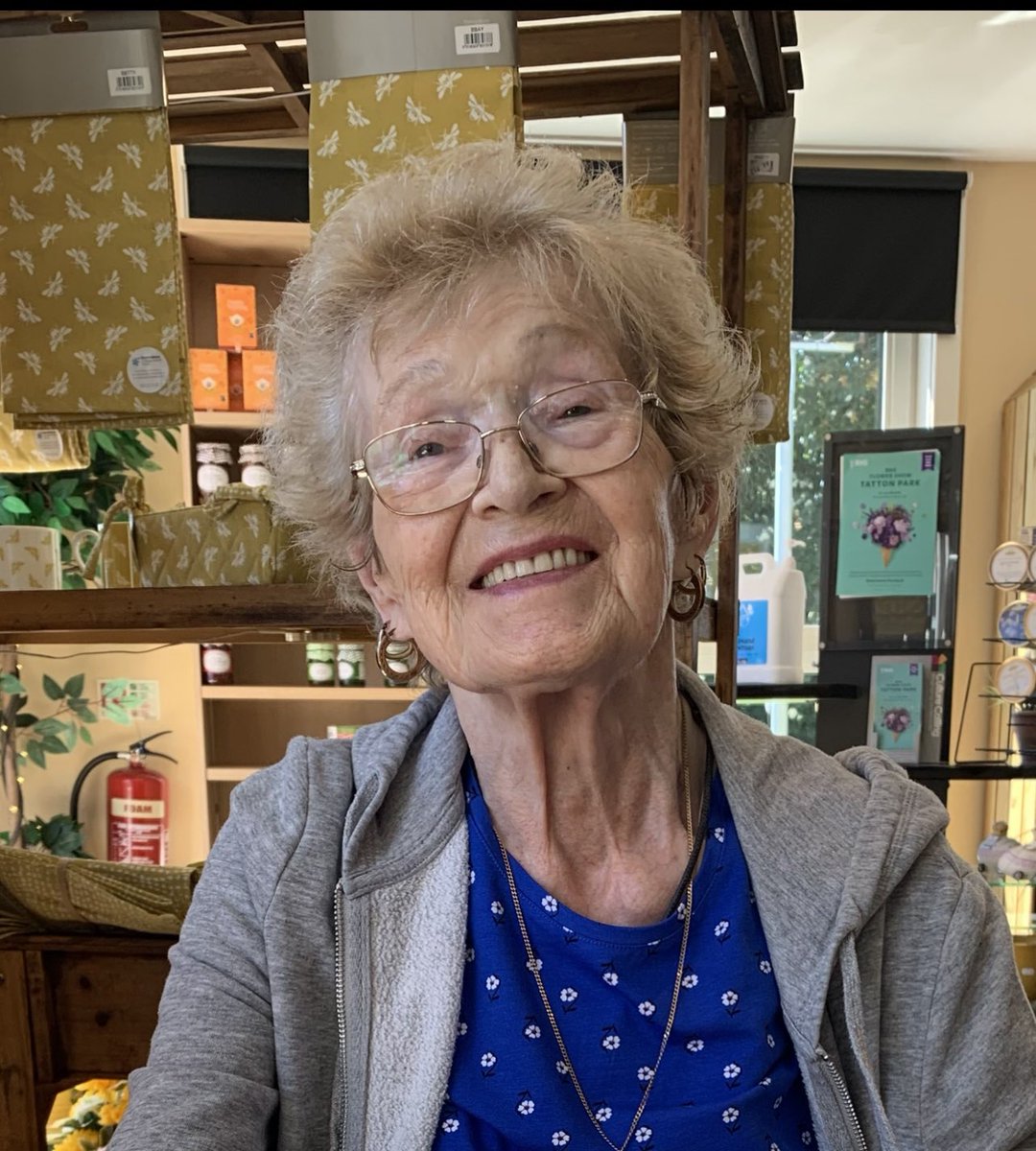 Im Heart broken, my mum suddenly died on Friday. i feel empty and lost. I just cannot imagine her not being at home. RIP mum, you now have your angel wings xxx