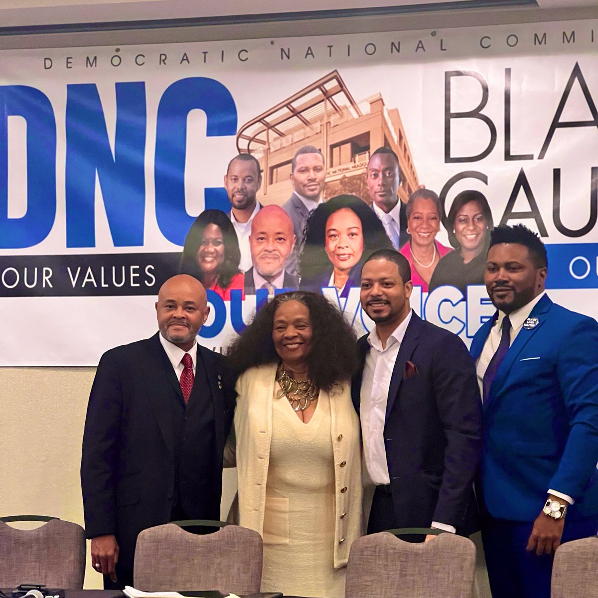 CBCPAC's tweet photo. Team #CBCPAC is activating across the nation this election season! We’re in Arizona making sure to get the word out for @JevinHodge! From @BLeeForCongress to @MondaireJones, our members know how important it is to make sure #AZ01 hears about the difference he’ll make in DC! https://t.co/N7ahN4BzFb