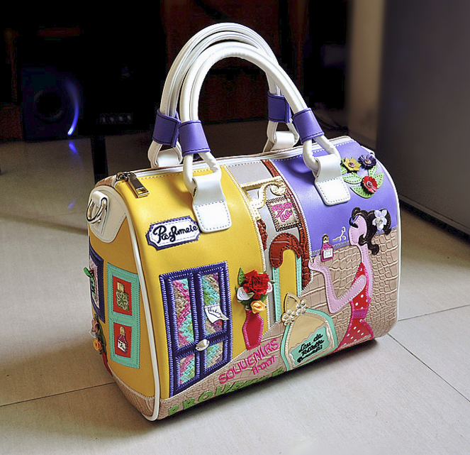 cocoutreshop's tweet photo. Quilted handbag with exquisite patterns embroidered handbag design https://t.co/yZLw9PZ14f