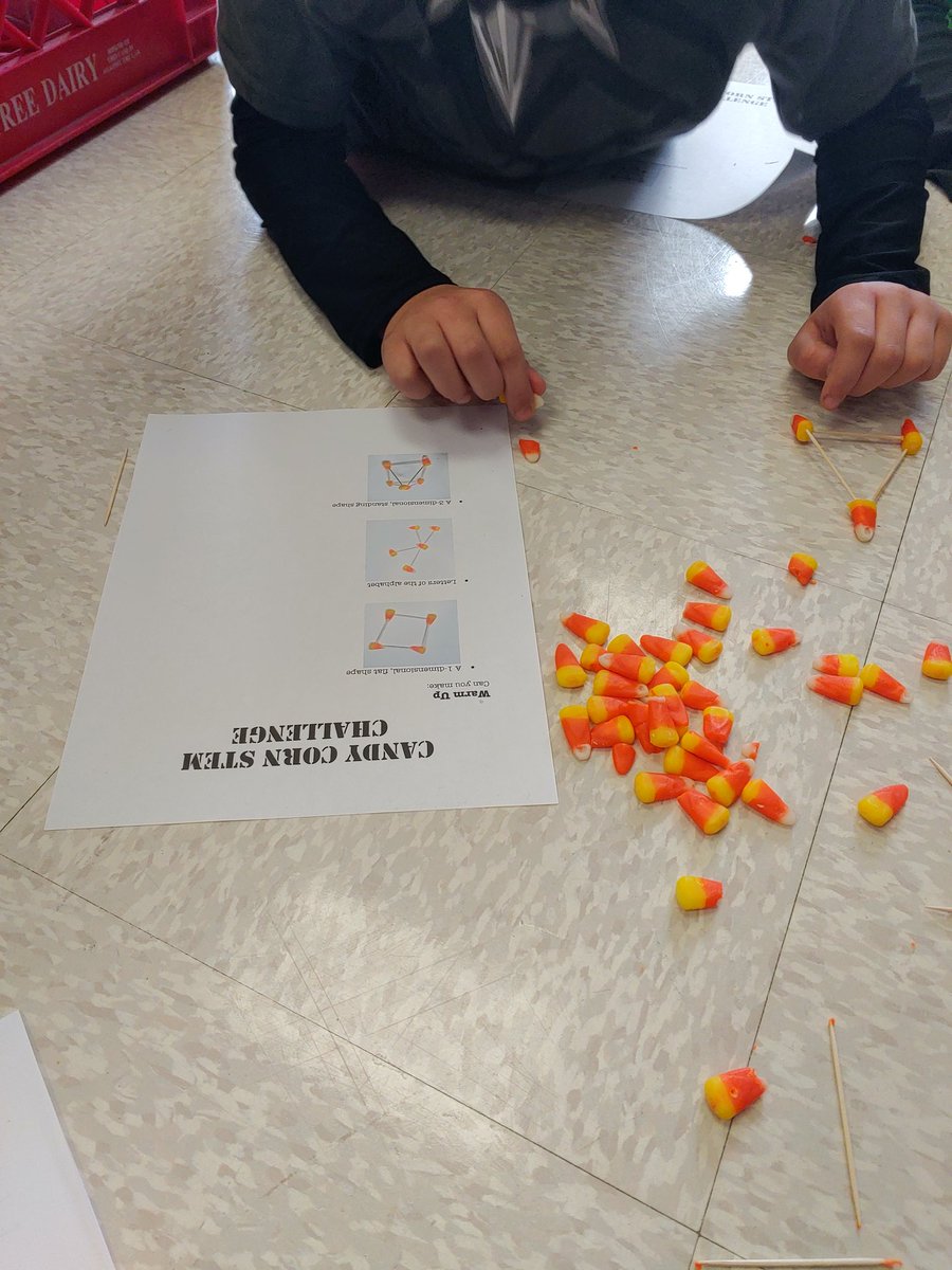 Room8SC's tweet photo. Halloween math fun! #HappyHalloween #learning #math #STEM @BayShoreSchools @SouthCountrySch https://t.co/0qhqErBN8K