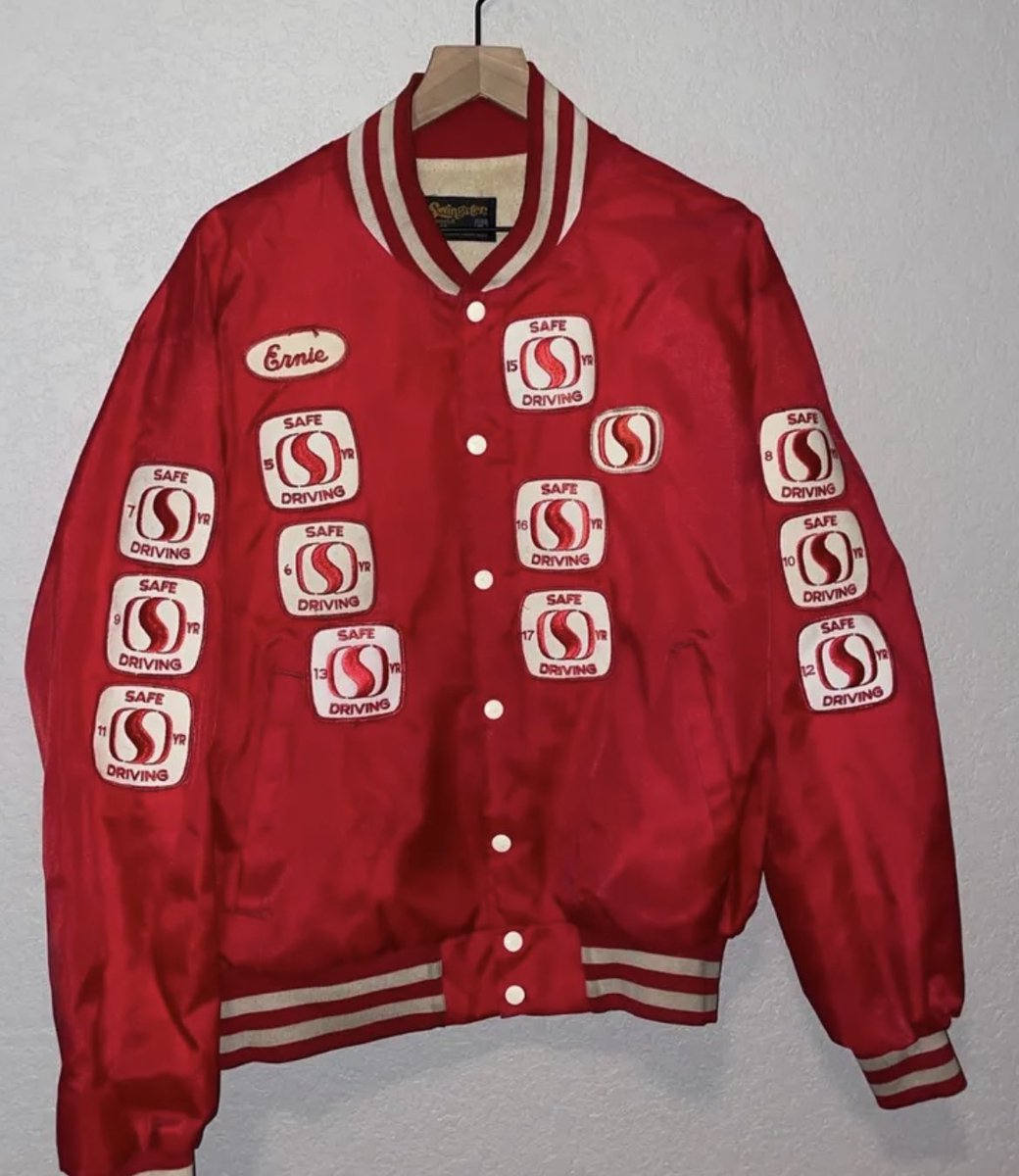 eBay jackets & hats tweet media