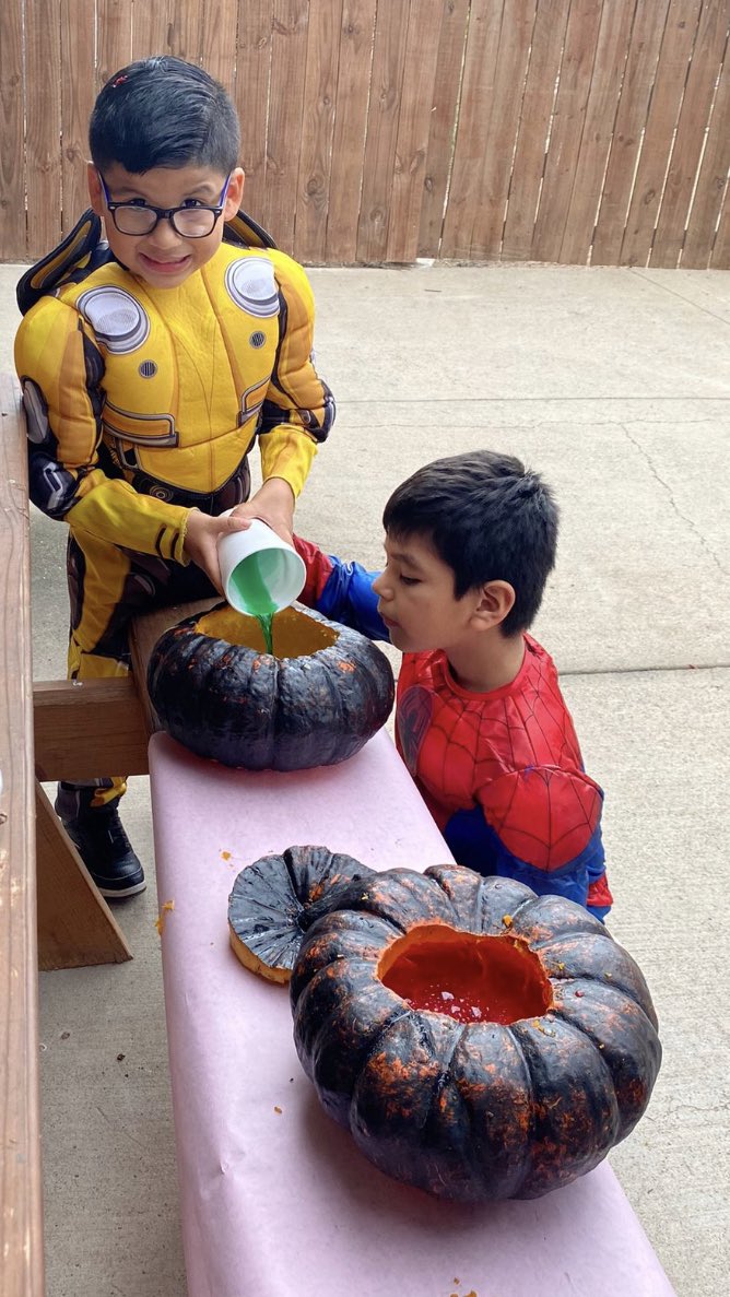 CCE_PSJAISD's tweet photo. Halloween STEM activity for Ms De Leonβs class! Students made a pumpkin volcano and created βspookyβ solution to cause the fizzy reaction ππ» #Halloween2022 #SpookySTEM #sciencematters #PSJAISD https://t.co/7mi7wvCdeB