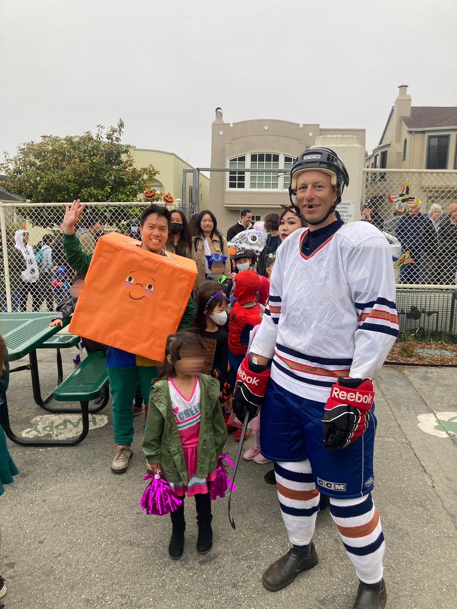 Henry Wong☮️ tweet media