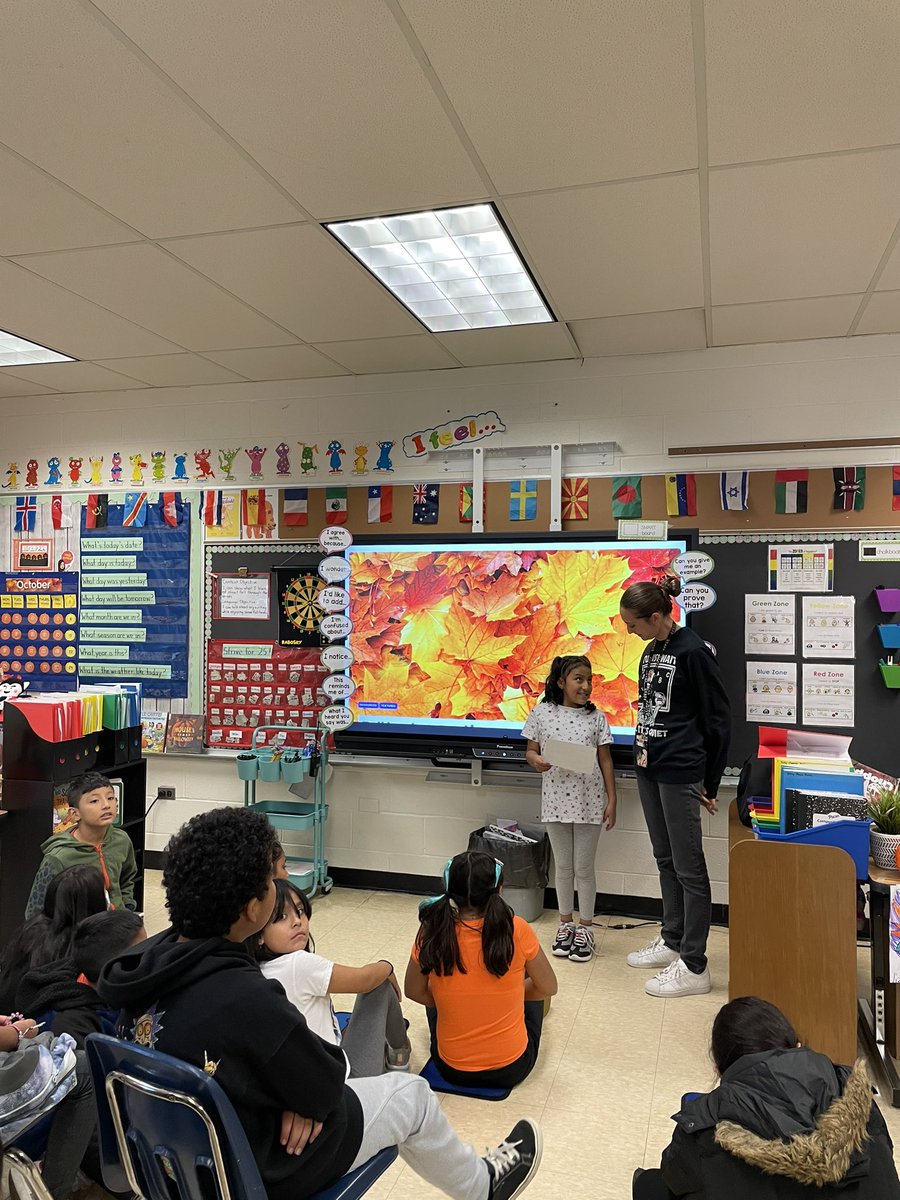 Rethink_ENL's tweet image. Nothing feels better than empowering our scholars to explore, observe, record, and finally share their findings. #fallproject #hillcresthawks #peekskillcsd #newcomers #enl