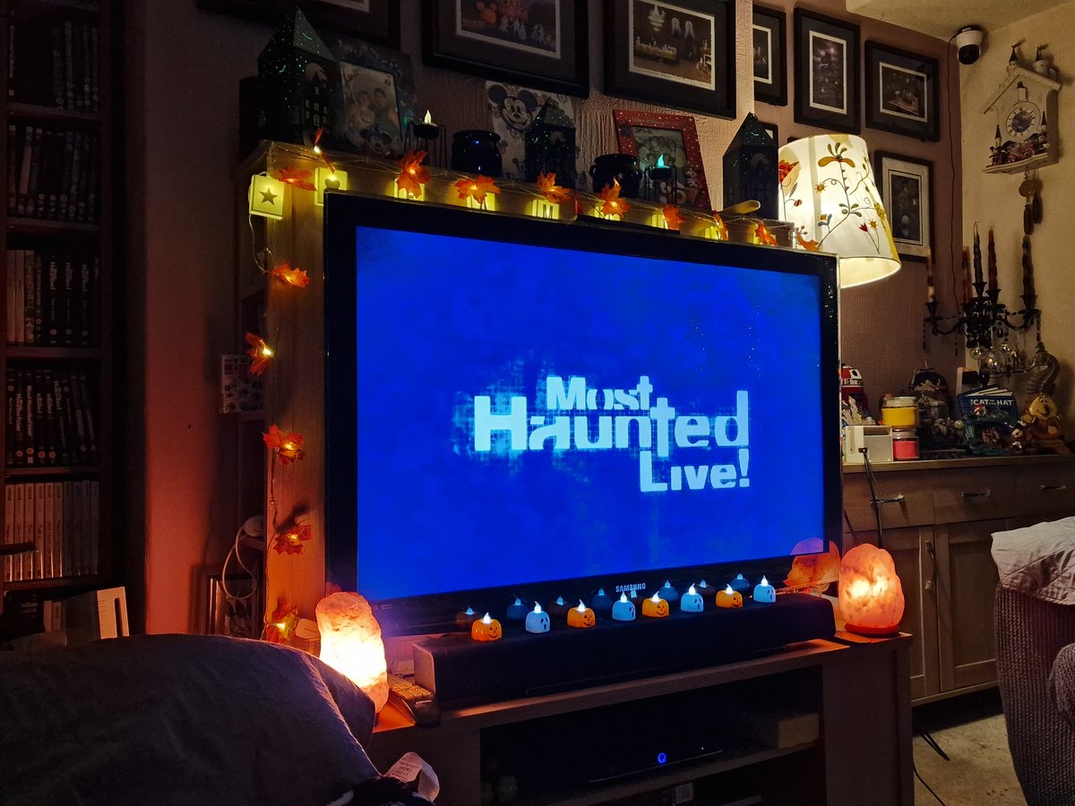 LouiseduPreez2's tweet photo. Loving #MostHauntedLive tonight! The thrown book and moving tent have been my hilights so far 👻 https://t.co/QZeq9R8HOI