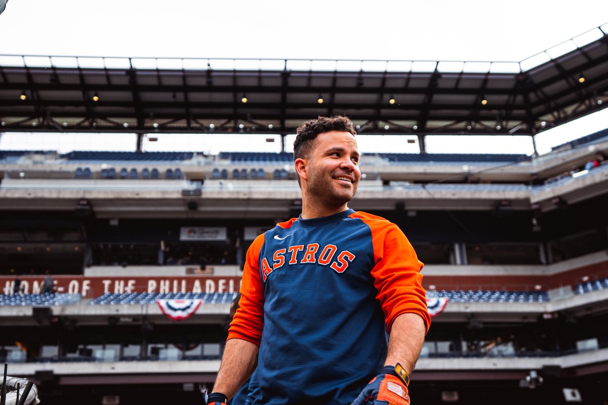 astros tweet picture