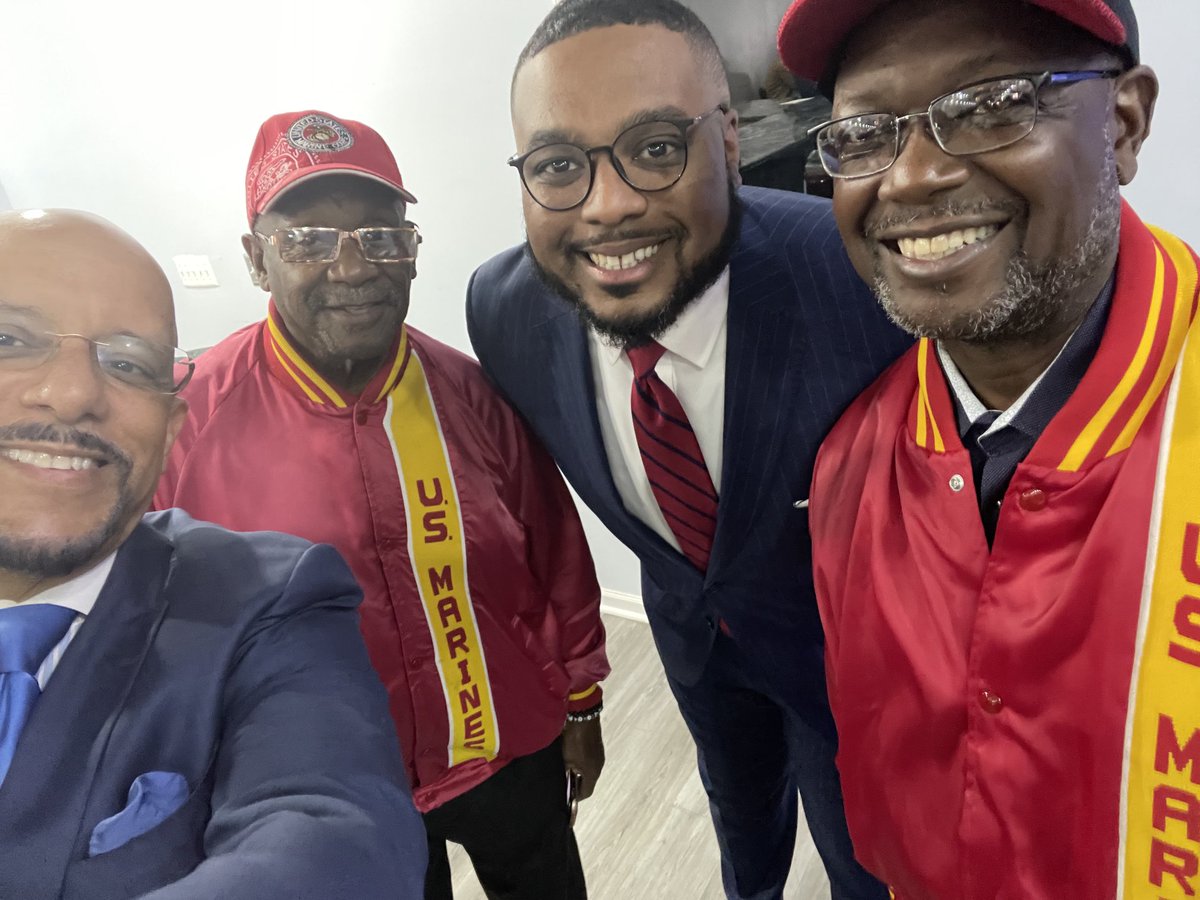 SenatorHughes's tweet photo. Hanging out with @AustinDavisPA and our veterans. Time to vote. Time to #WinForThePeople @JoshShapiroPA for Gov! Austin Davis for Lt. Gov. https://t.co/Lpk51qNmJy