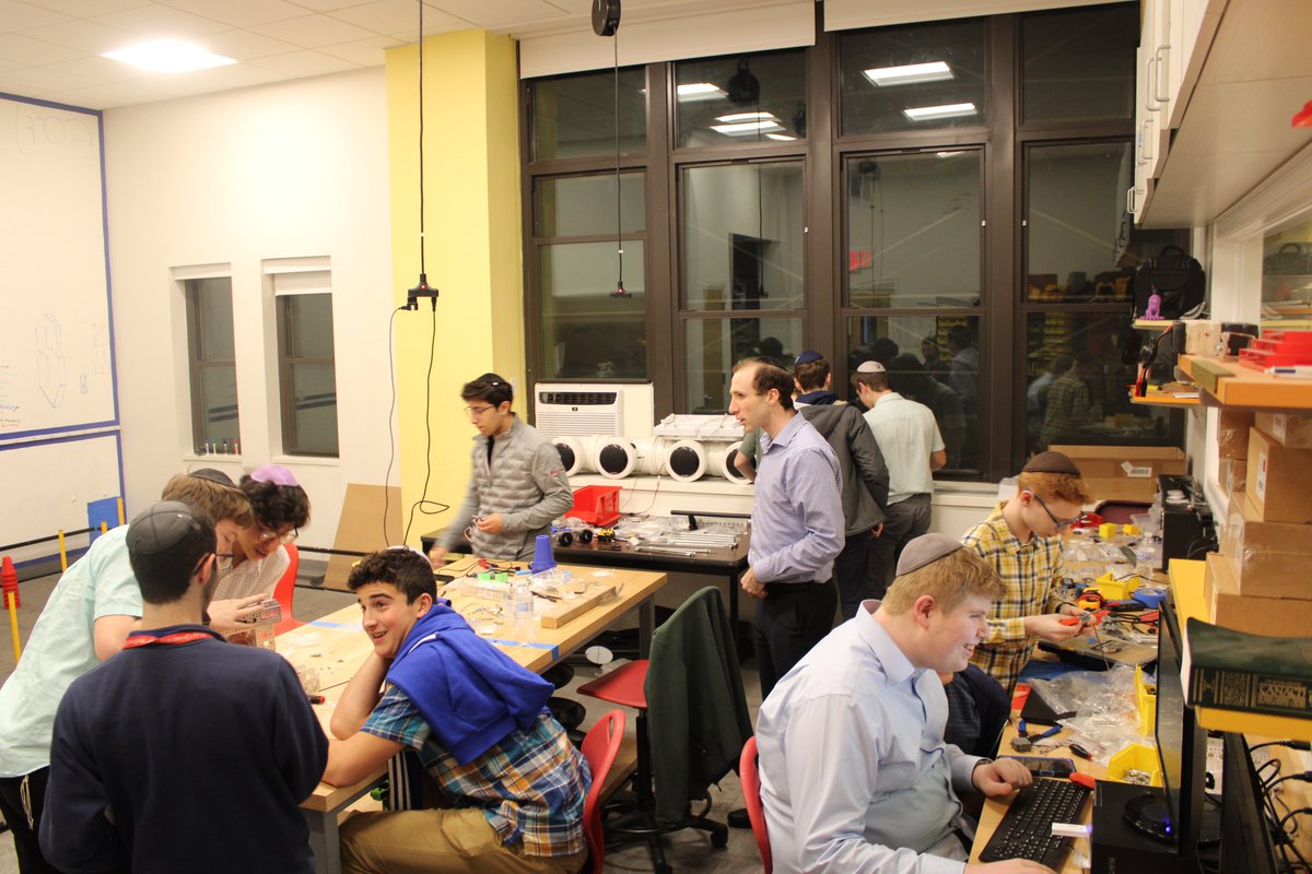 ...And we're back!!!!
<a href="/FIRSTweets/">FIRST</a> <a href="/FTCTeams/">FIRST Tech Challenge</a> 
#omgrobots #FirstTechChallenge