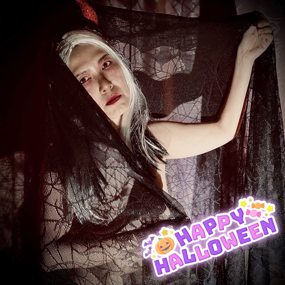 NudeLifeXXX's tweet photo. Happy Halloween https://t.co/UaPFErS8y6
