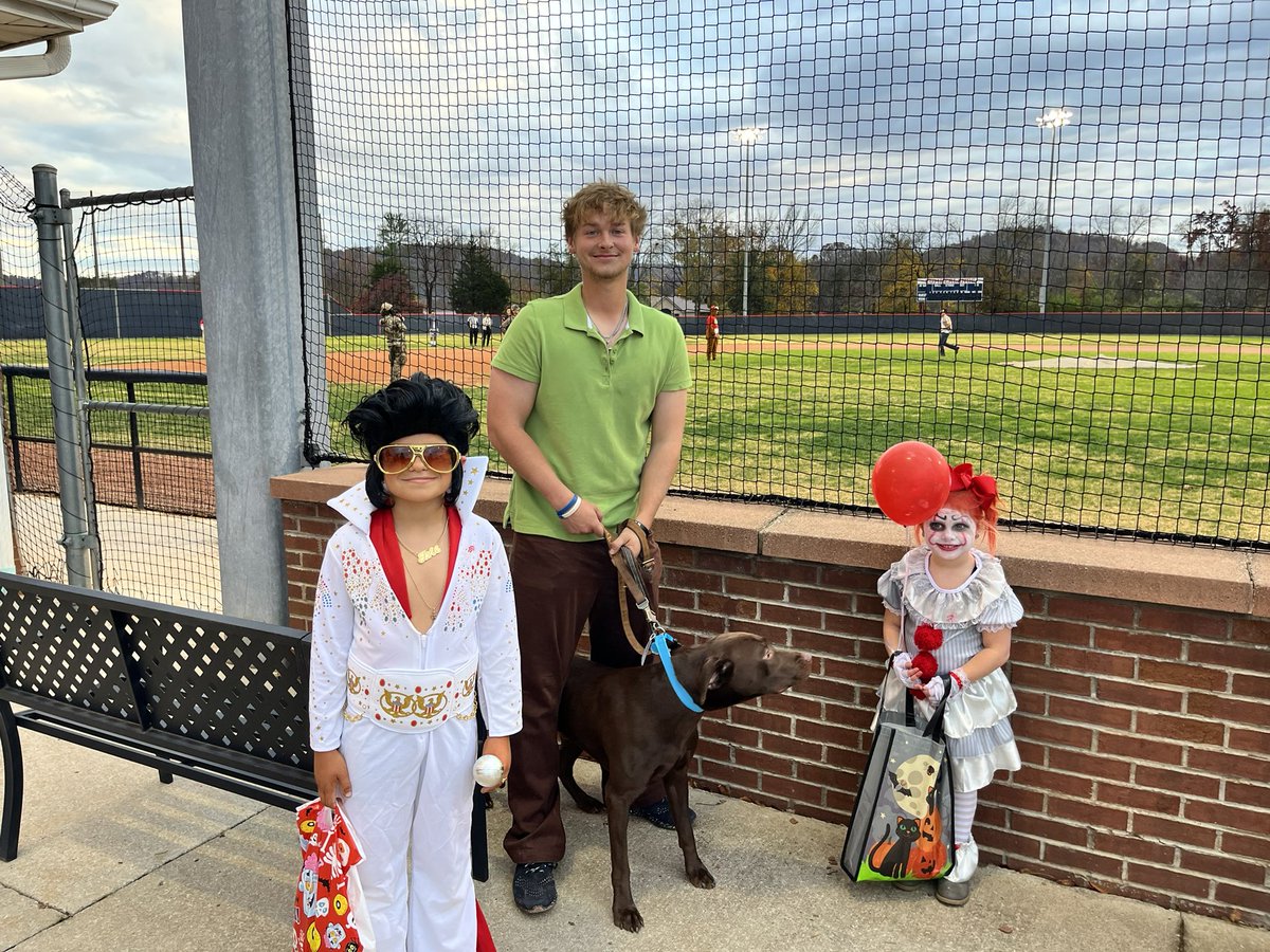 Had a great time at <a href="/PatsBaseballUC/">UC Baseball</a> Cleats &amp; Treats. Thanks to all the parents &amp; kids who came through!