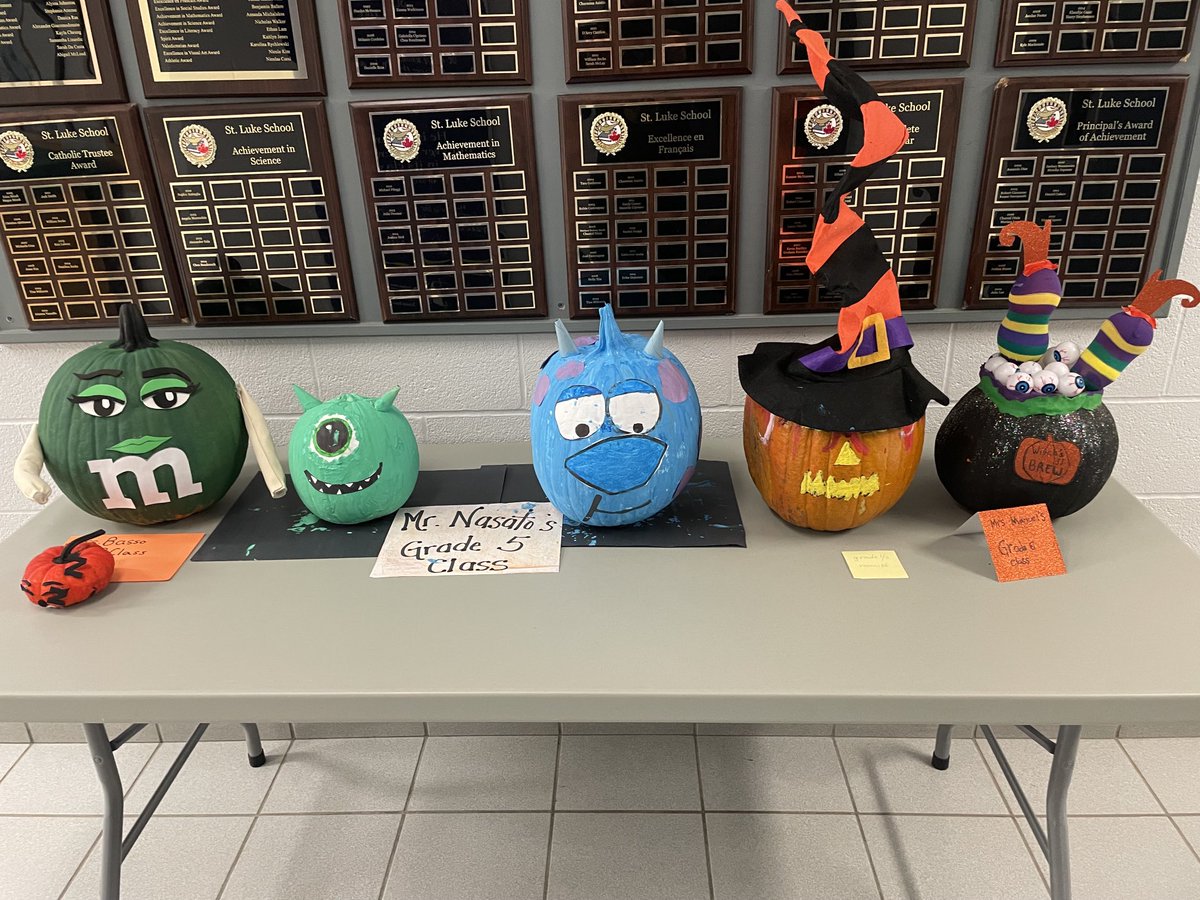 StLukeDPCDSB's tweet image. Some great pumpkins today!