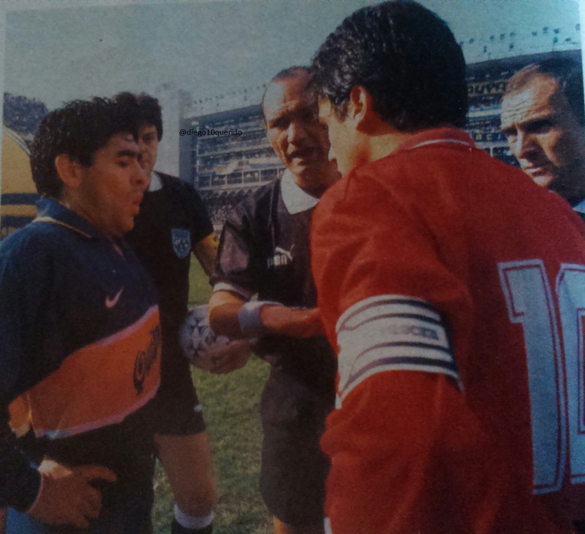 #AAAJ Hermosa anécdota de <a href="/CrisZerma10/">Cristian Zermatten</a> cuando intercambió la camiseta con D10S:
"Le pedí la camiseta y después del partido me abrazó y me dijo: "Cristian, cuidá mucho a Argentinos".