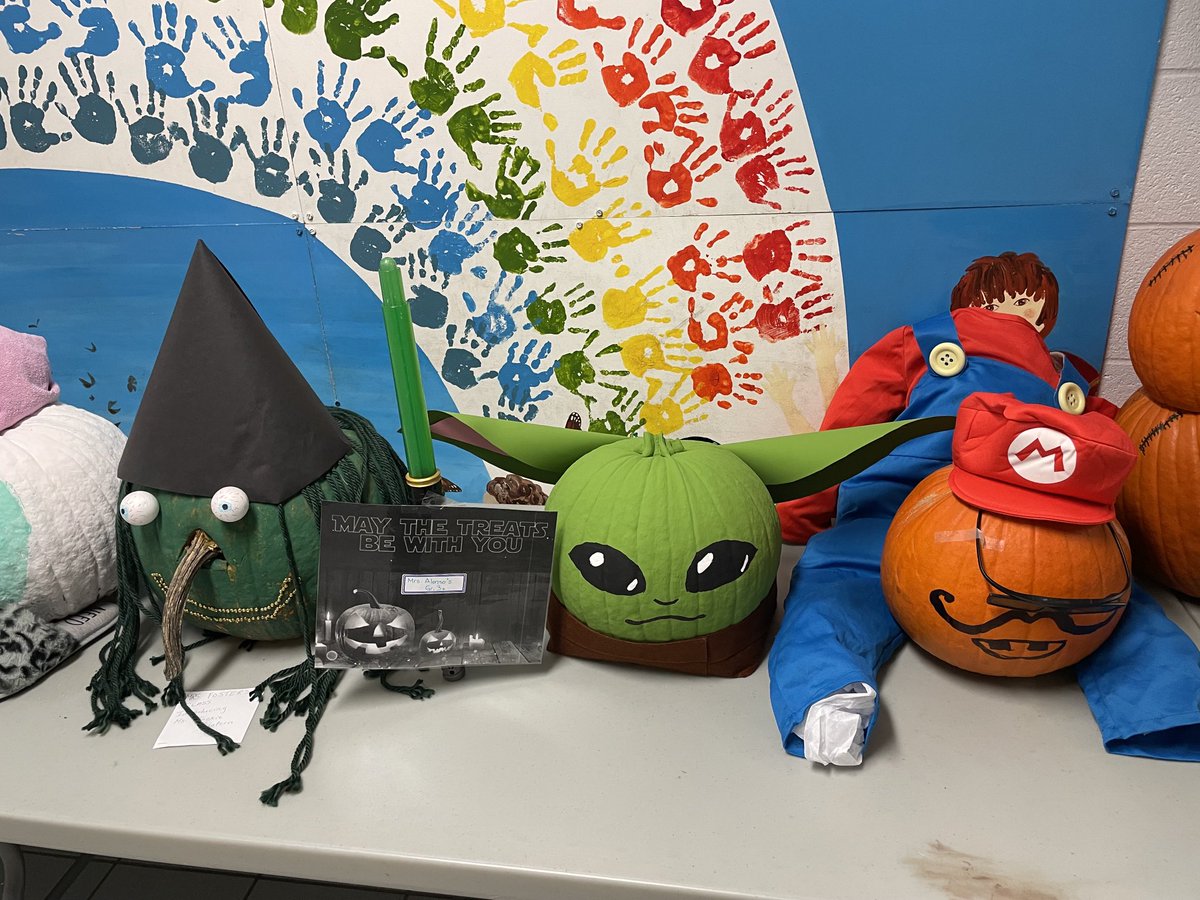 StLukeDPCDSB's tweet image. More awesome designs!