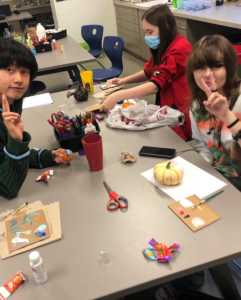 HAPPY HALLOWEEN! 🎃