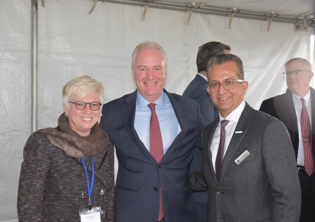 Senator Chris Van Hollen tweet media
