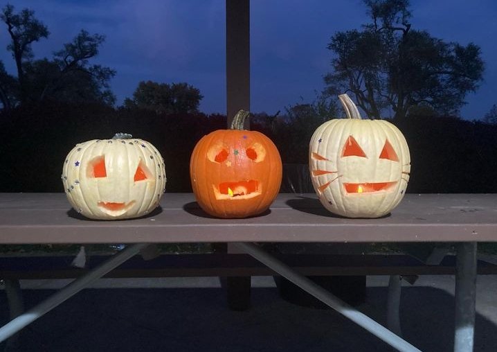 ProjectShakeIt's tweet photo. Late post and announcement but our Halloween video was uploaded a couple hours ago! Check it out 🎃
https://t.co/5uQymul4cK https://t.co/ekHYZCU1qU