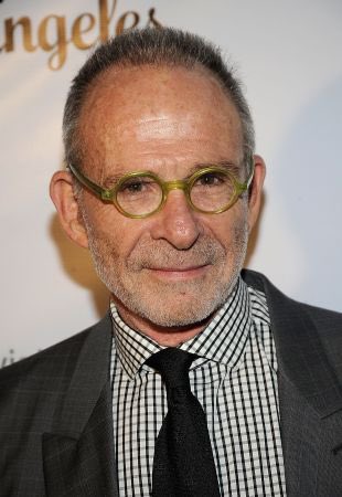 Happy Birthday to Ron Rifkin . 